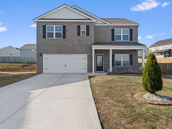 3302 Meadow Creek Way NE, Cleveland, TN 37323