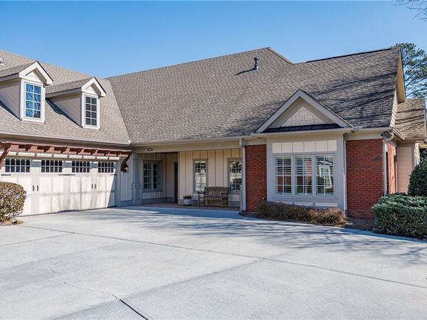 2462 Ballantrae Circle, Cumming, GA 30041