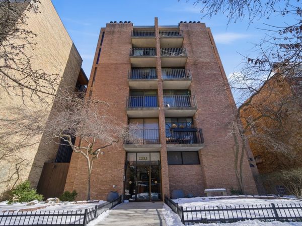 2333 N Geneva Terrace, Unit 4A, Chicago, IL 60614
