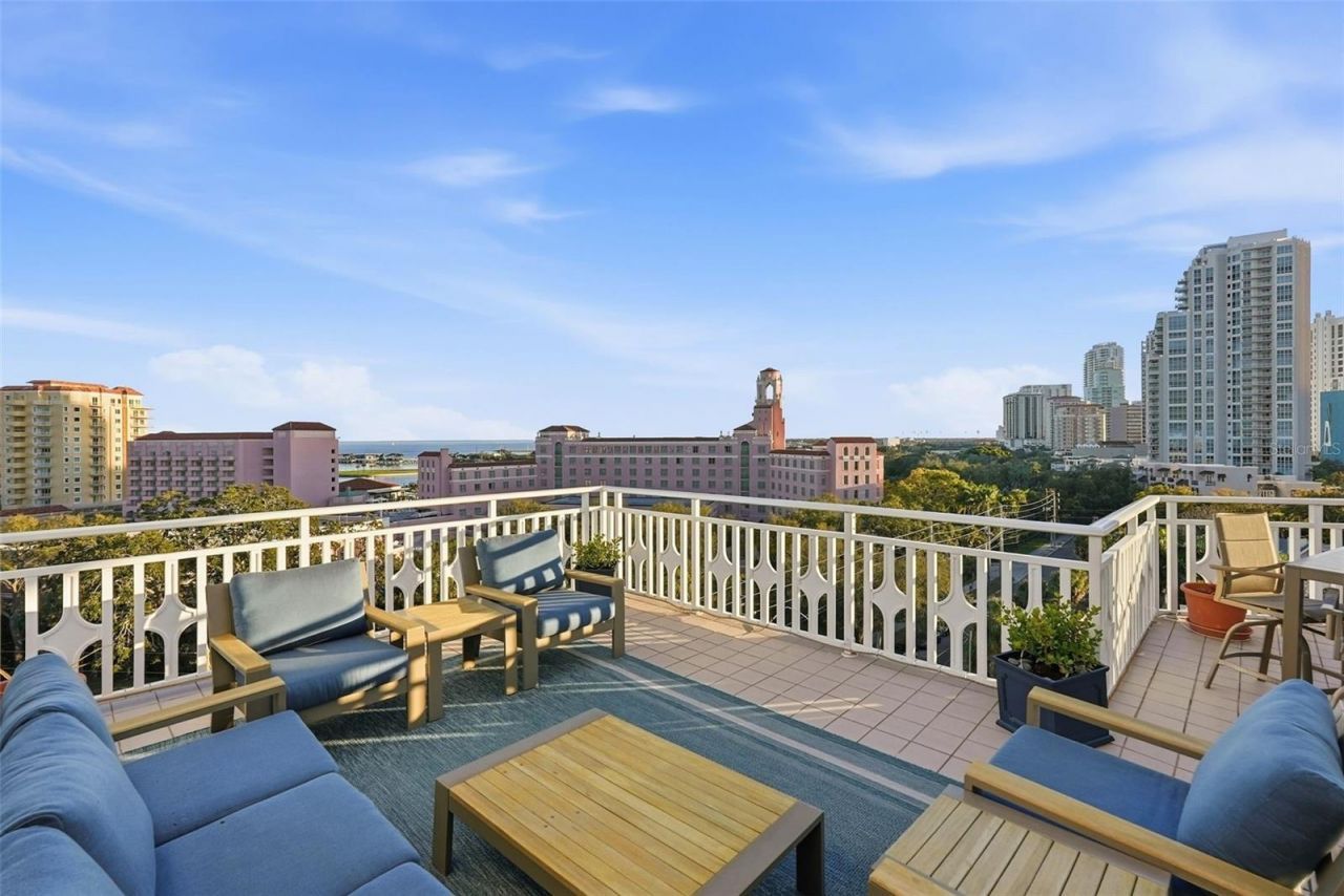 700 Beach Drive Ne, Unit 302, Saint Petersburg, FL 33701 Photo