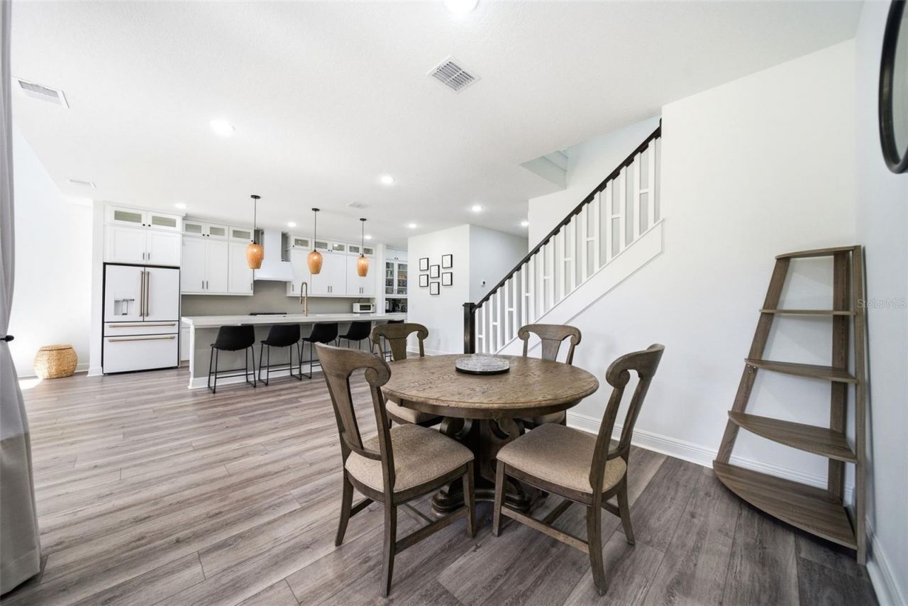 9211 Waverly Walk Drive, Orlando, FL 32817 Photo