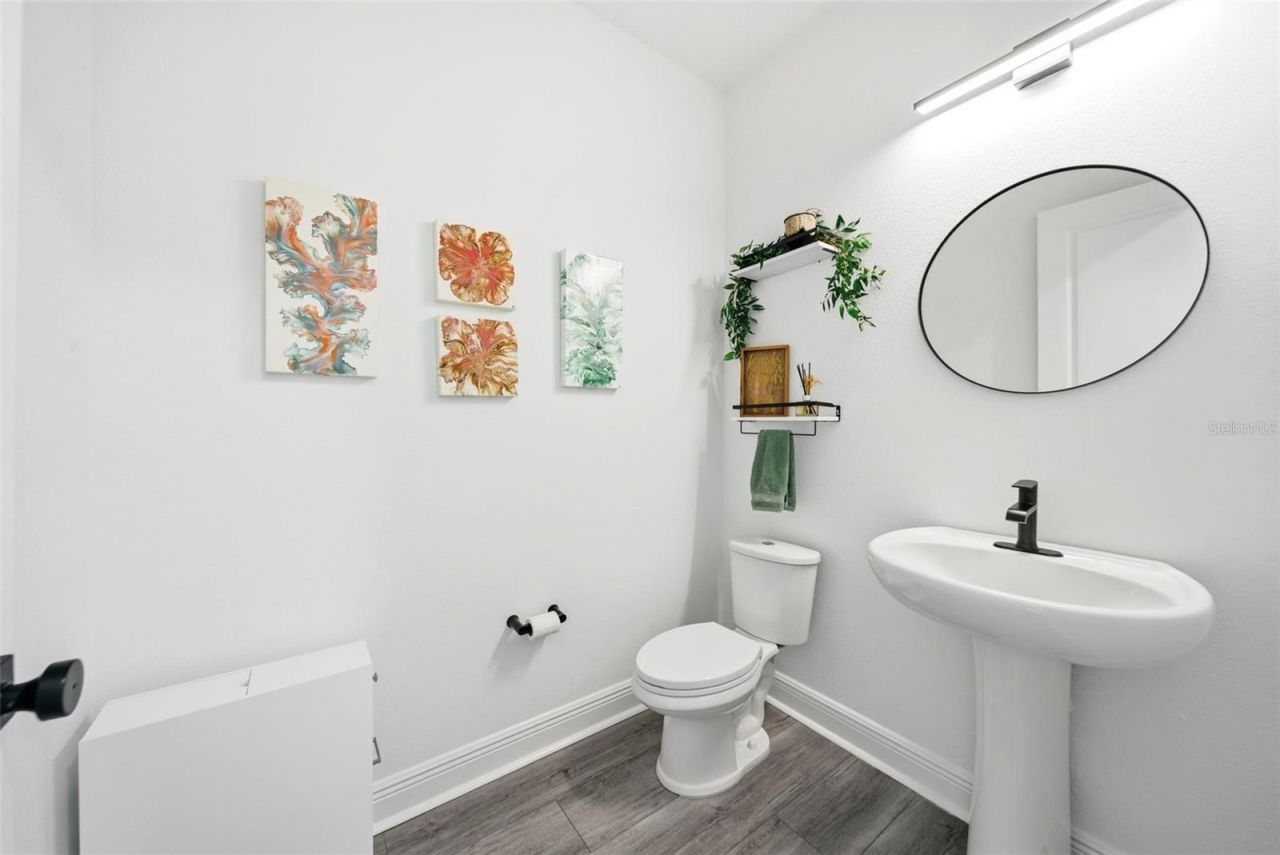 9211 Waverly Walk Drive, Orlando, FL 32817 Photo