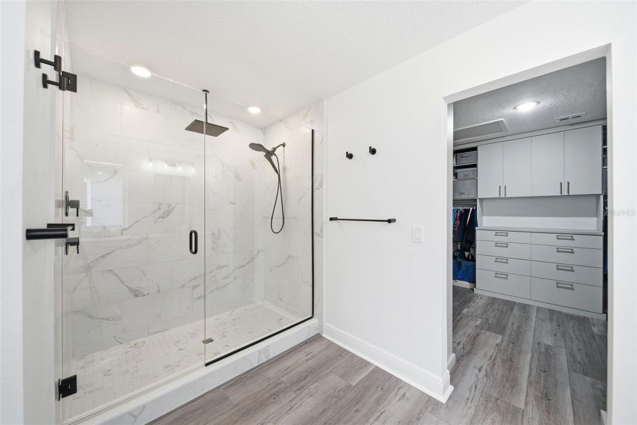 9211 Waverly Walk Drive, Orlando, FL 32817 Photo