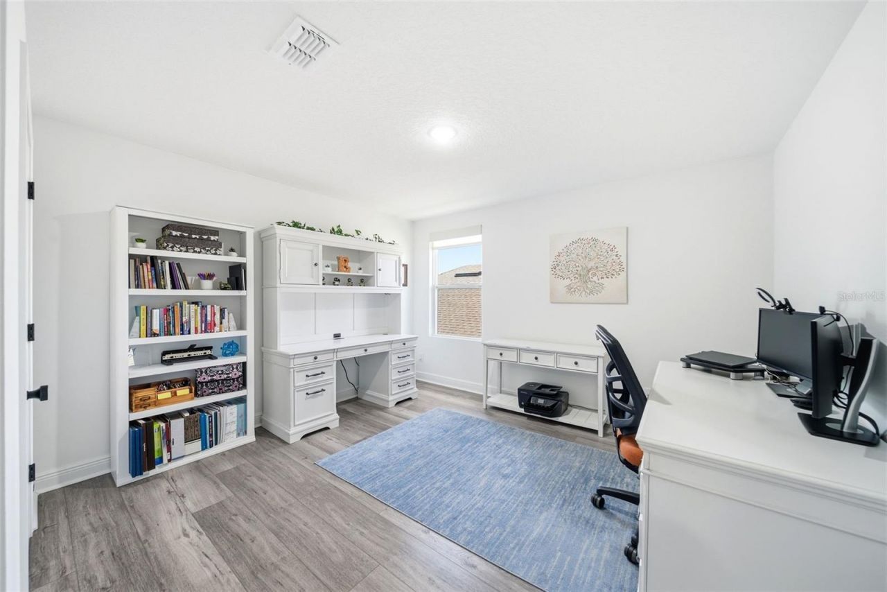 9211 Waverly Walk Drive, Orlando, FL 32817 Photo