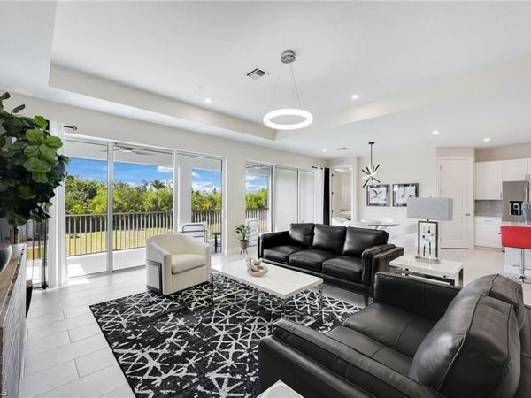 316 Indies DR W, Unit 201, NAPLES, FL 34114