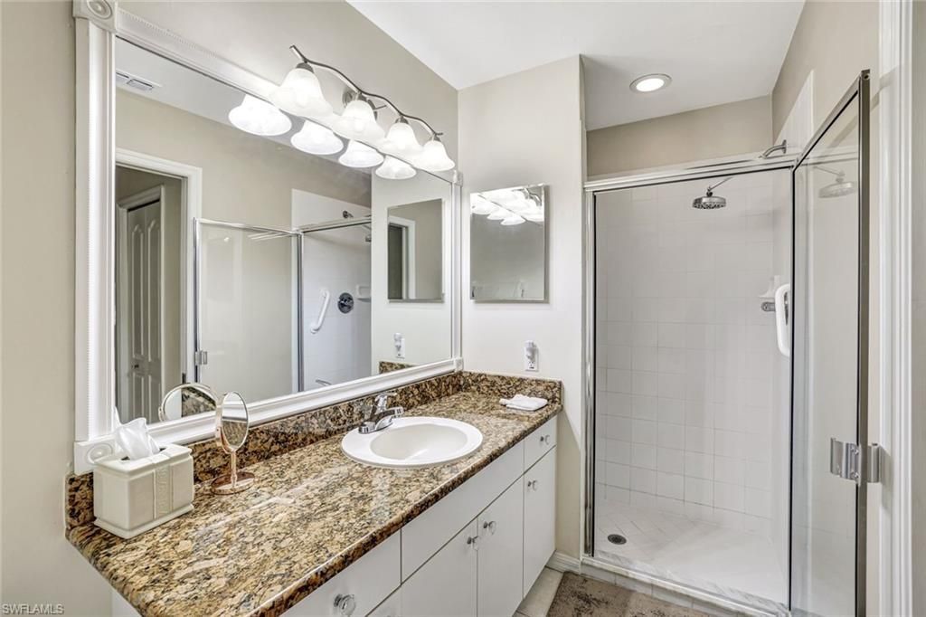 9400 Highland Woods Blvd, Unit 5107, Bonita Springs, FL 34135 Photo