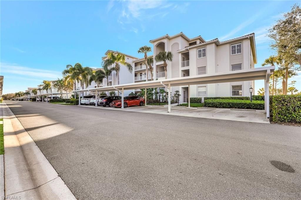 9400 Highland Woods Blvd, Unit 5107, Bonita Springs, FL 34135 Photo