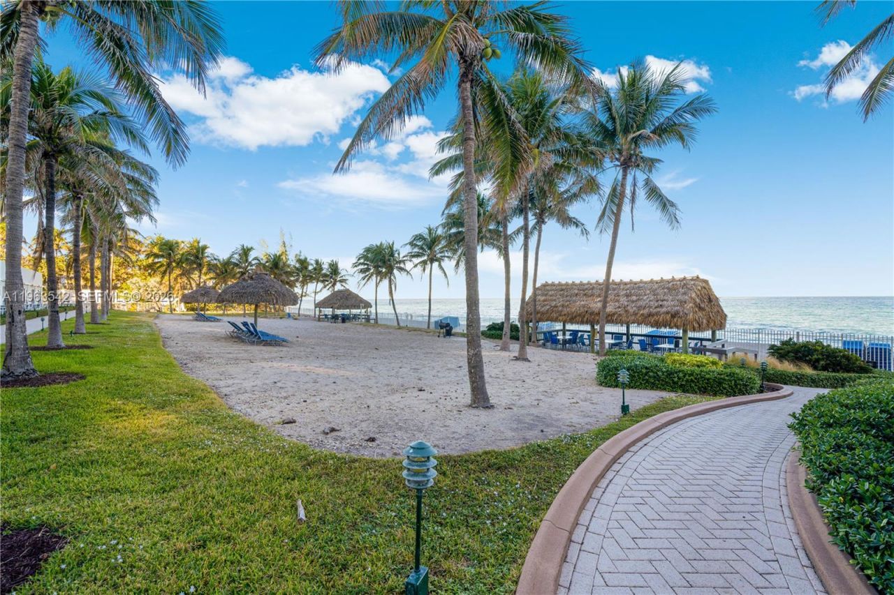 19333 E Collins Ave , Unit 1202, Sunny Isles Beach, FL 33160 Photo