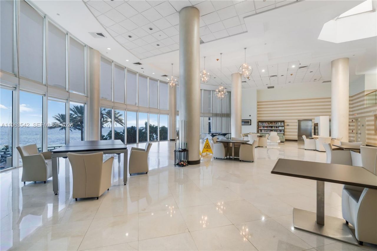 19333 E Collins Ave , Unit 1202, Sunny Isles Beach, FL 33160 Photo