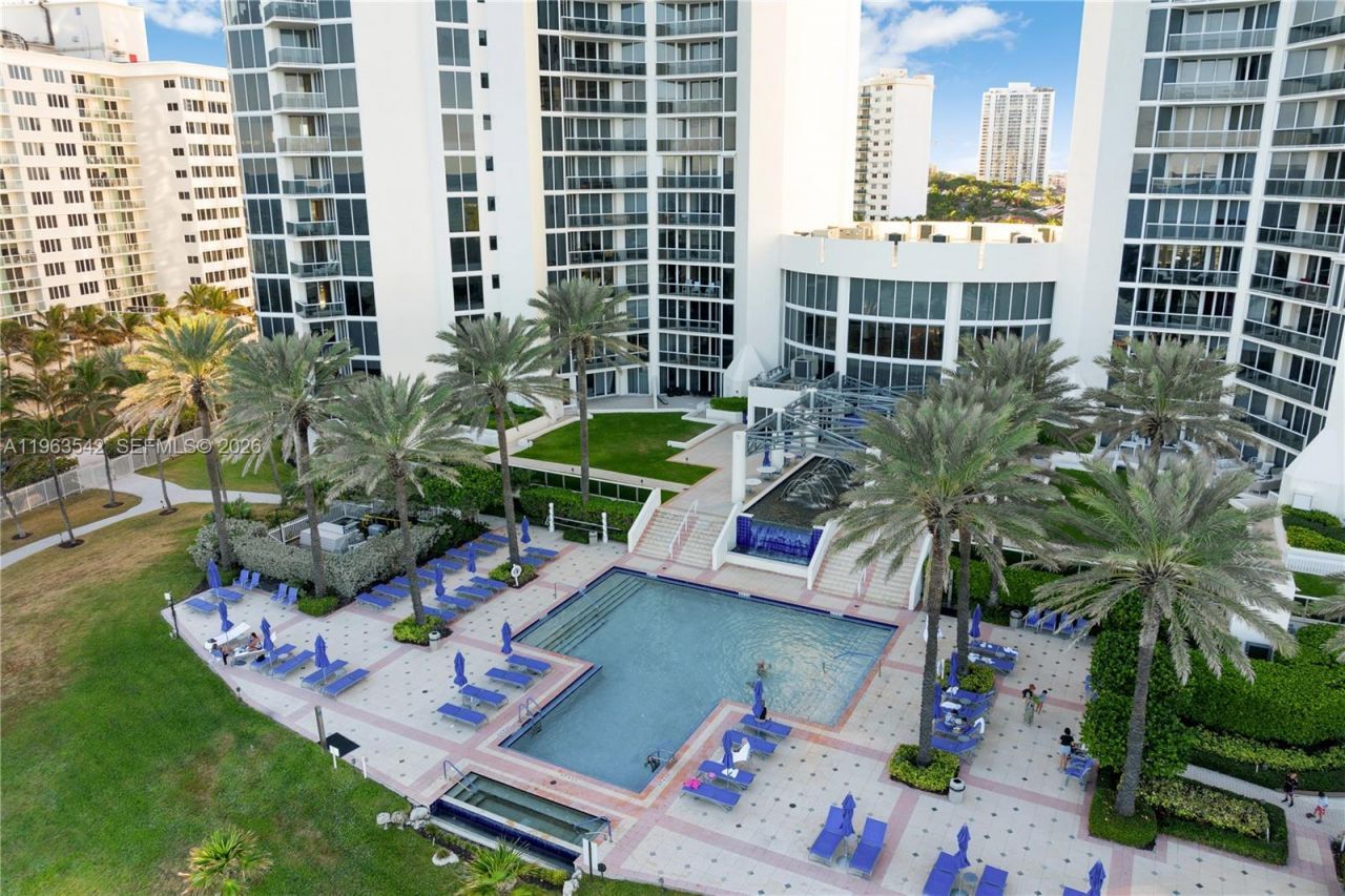 19333 E Collins Ave , Unit 1202, Sunny Isles Beach, FL 33160 Photo