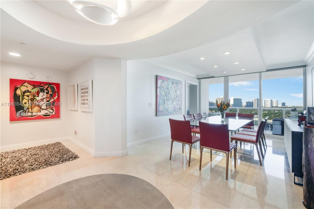 19333 E Collins Ave , Unit 1202, Sunny Isles Beach, FL 33160 Photo