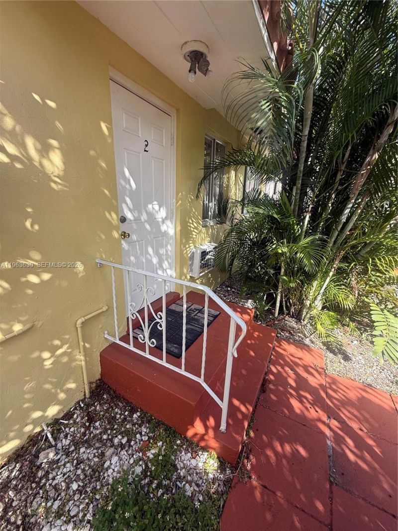 1930 Pierce St, Hollywood, FL 33020 Photo