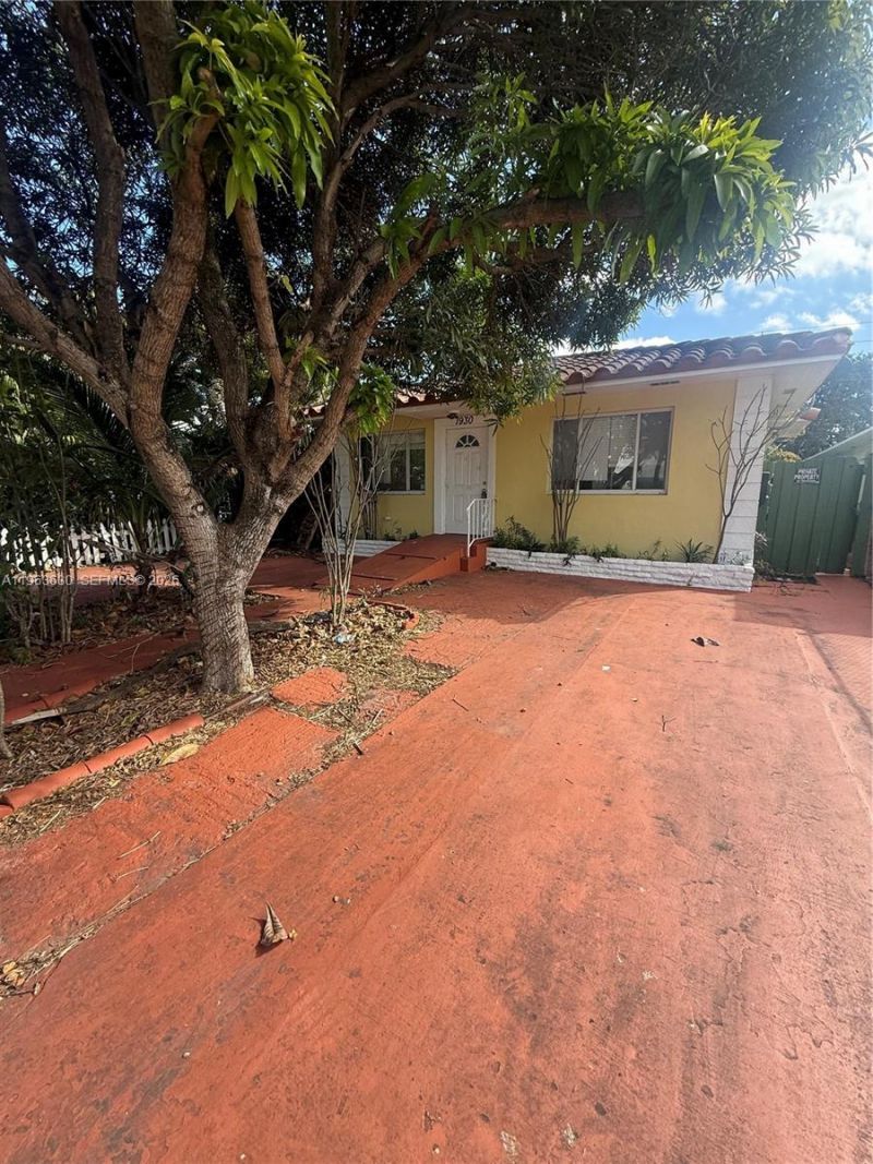 1930 Pierce St, Hollywood, FL 33020 Photo