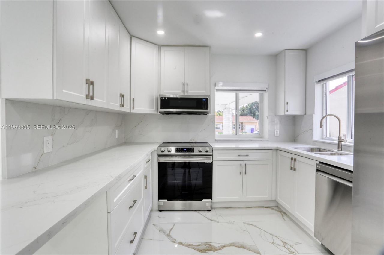 3305 SW 2nd St, Unit A, Miami, FL 33135 Photo