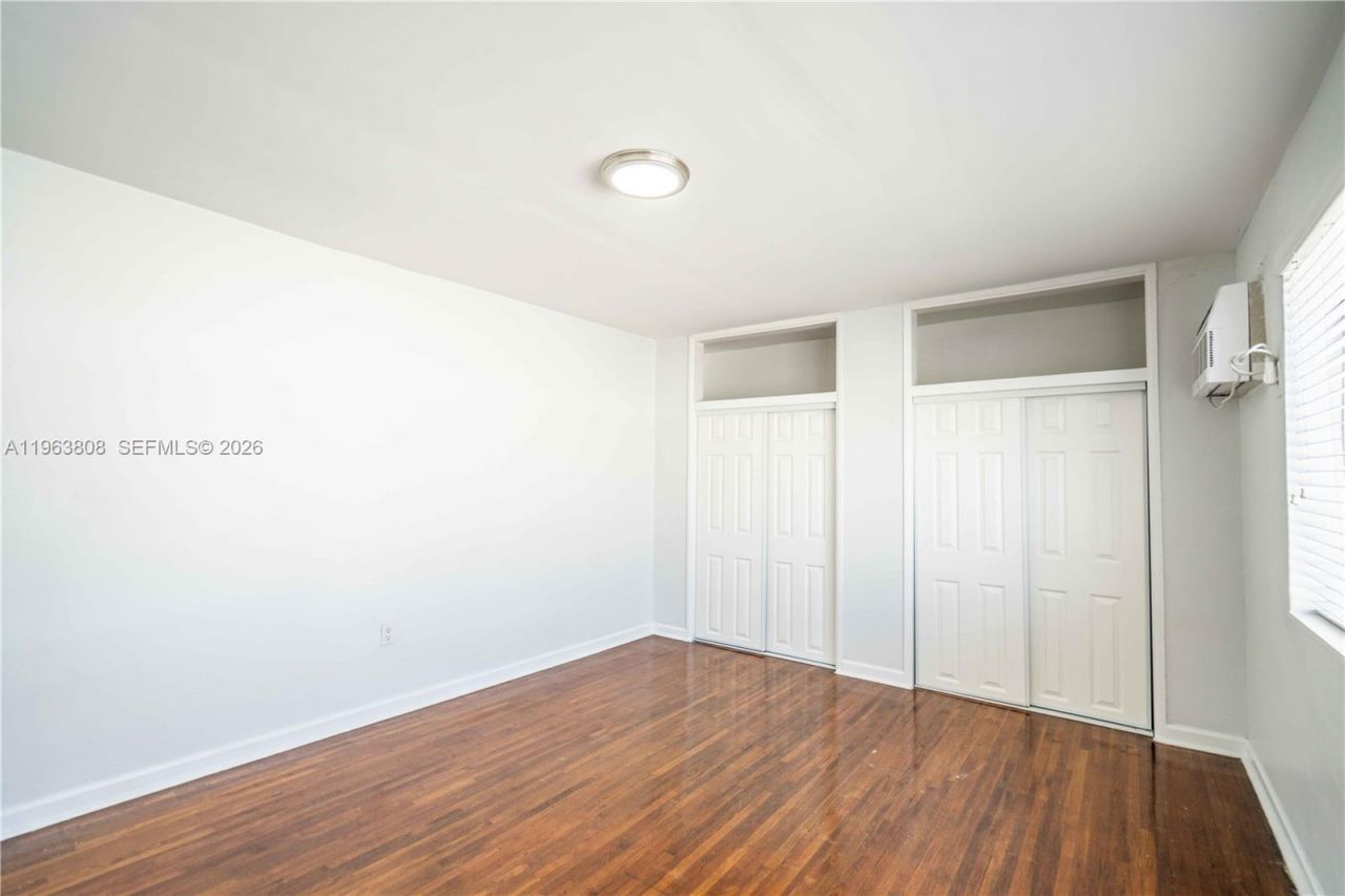 7931 East Dr, Unit 206, North Bay Village, FL 33141 Photo