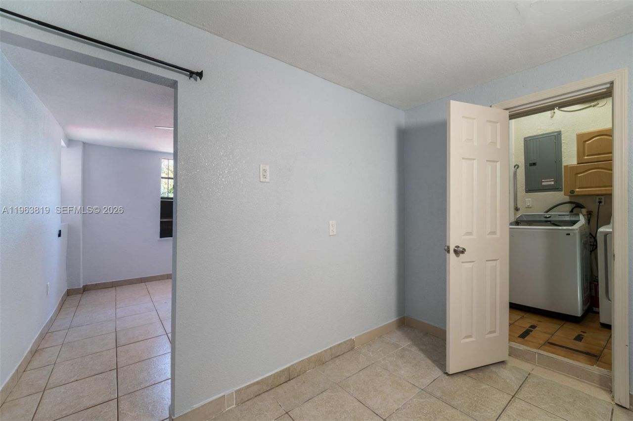 12210 NW 10th Ave, North Miami, FL 33168 Photo