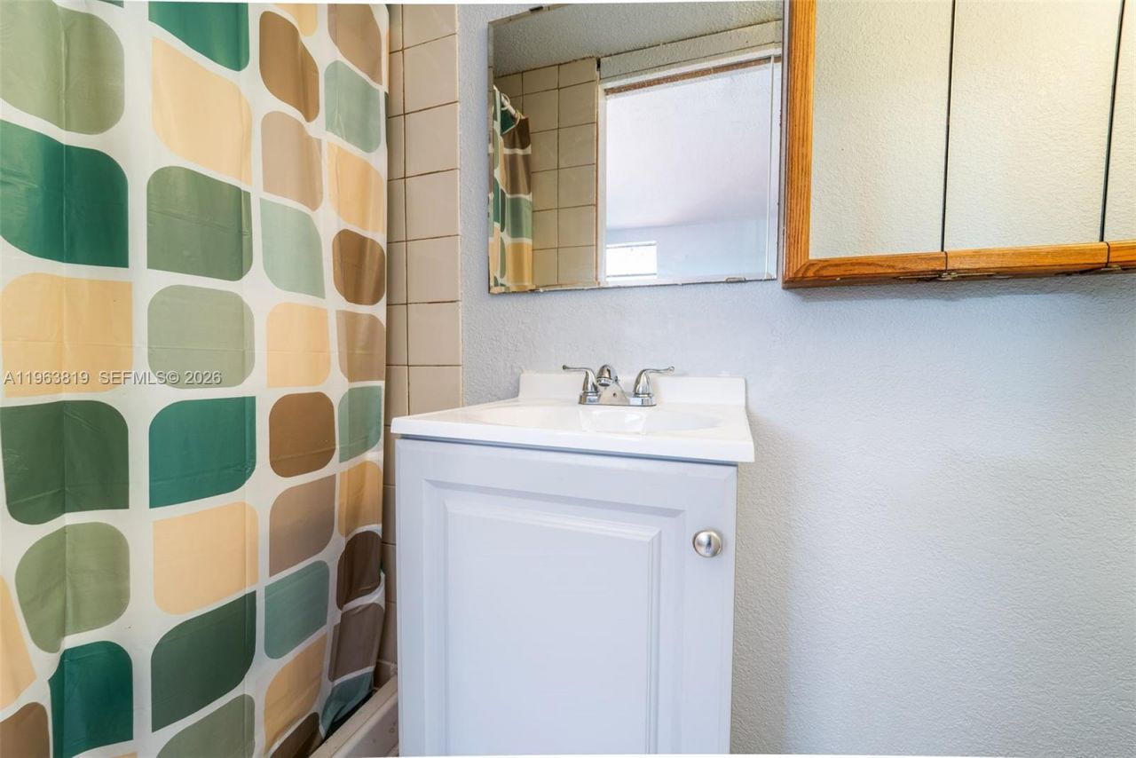 12210 NW 10th Ave, North Miami, FL 33168 Photo