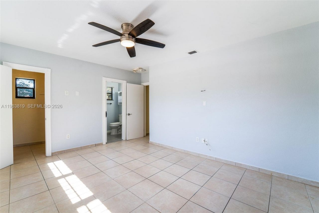 12210 NW 10th Ave, North Miami, FL 33168 Photo