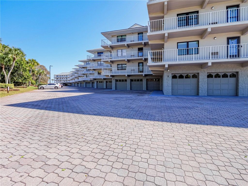 5300 Highway A1a, Unit 403, Vero Beach, FL 32963 Photo