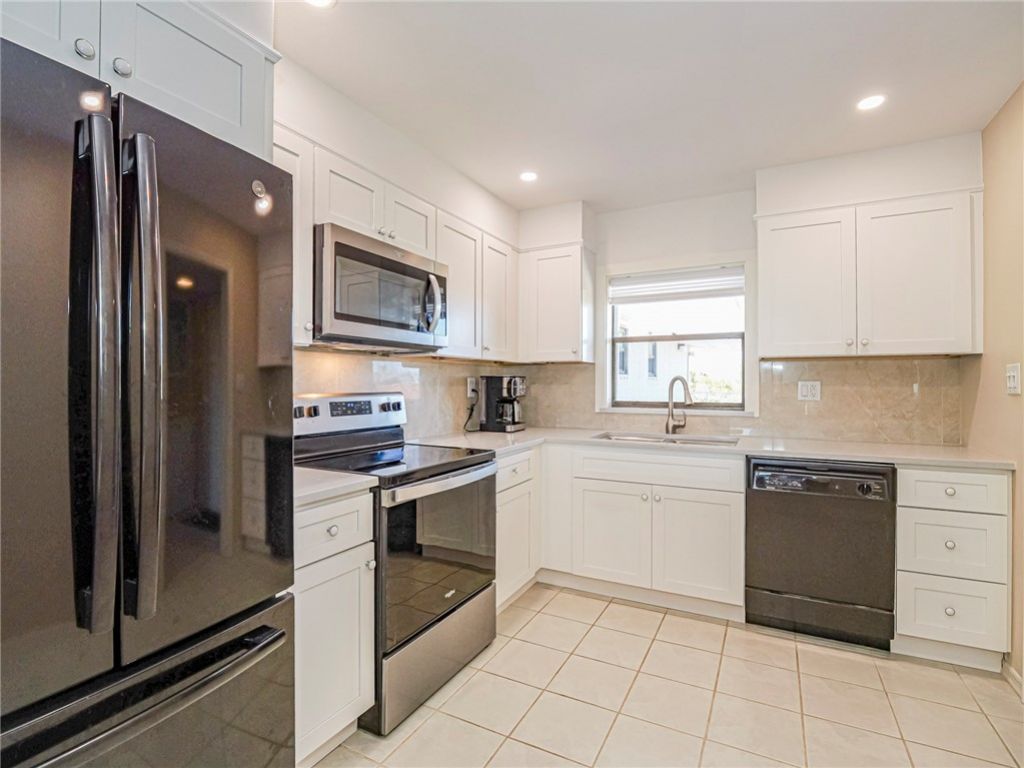 5300 Highway A1a, Unit 403, Vero Beach, FL 32963 Photo