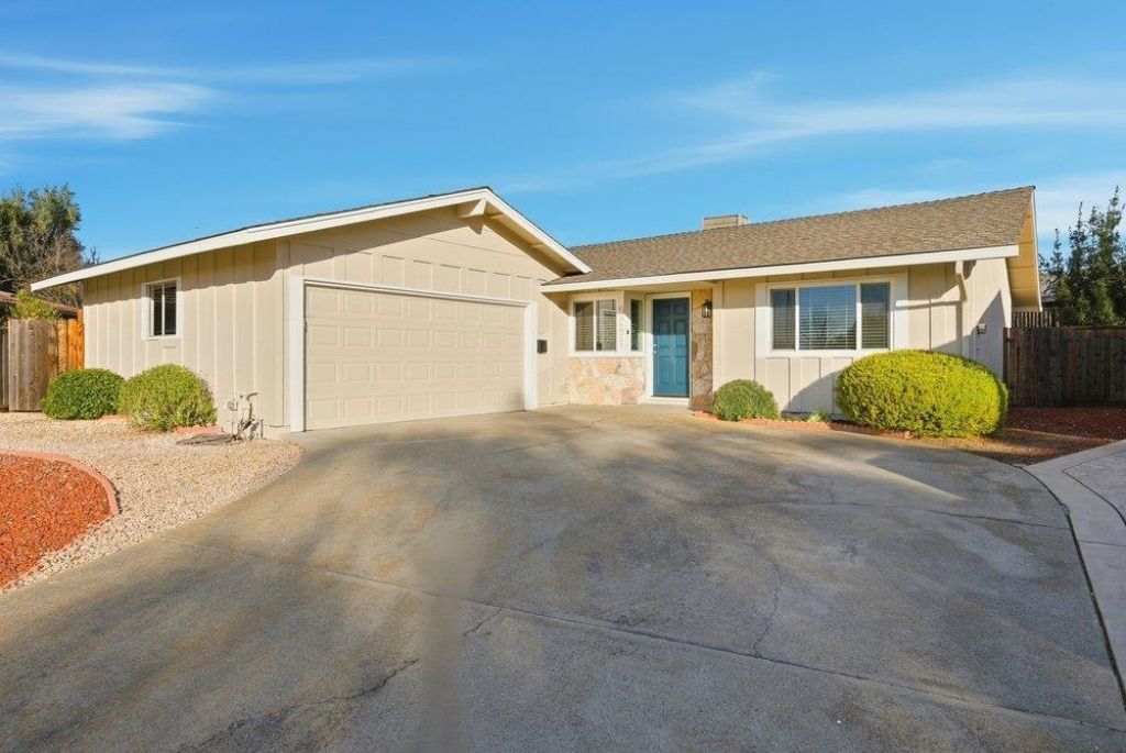 5251 5251 Peony Dr, Livermore, CA 94551 Main Photo