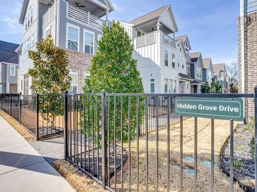 4913 Hidden Grove Drive, Fort Worth, TX 76114