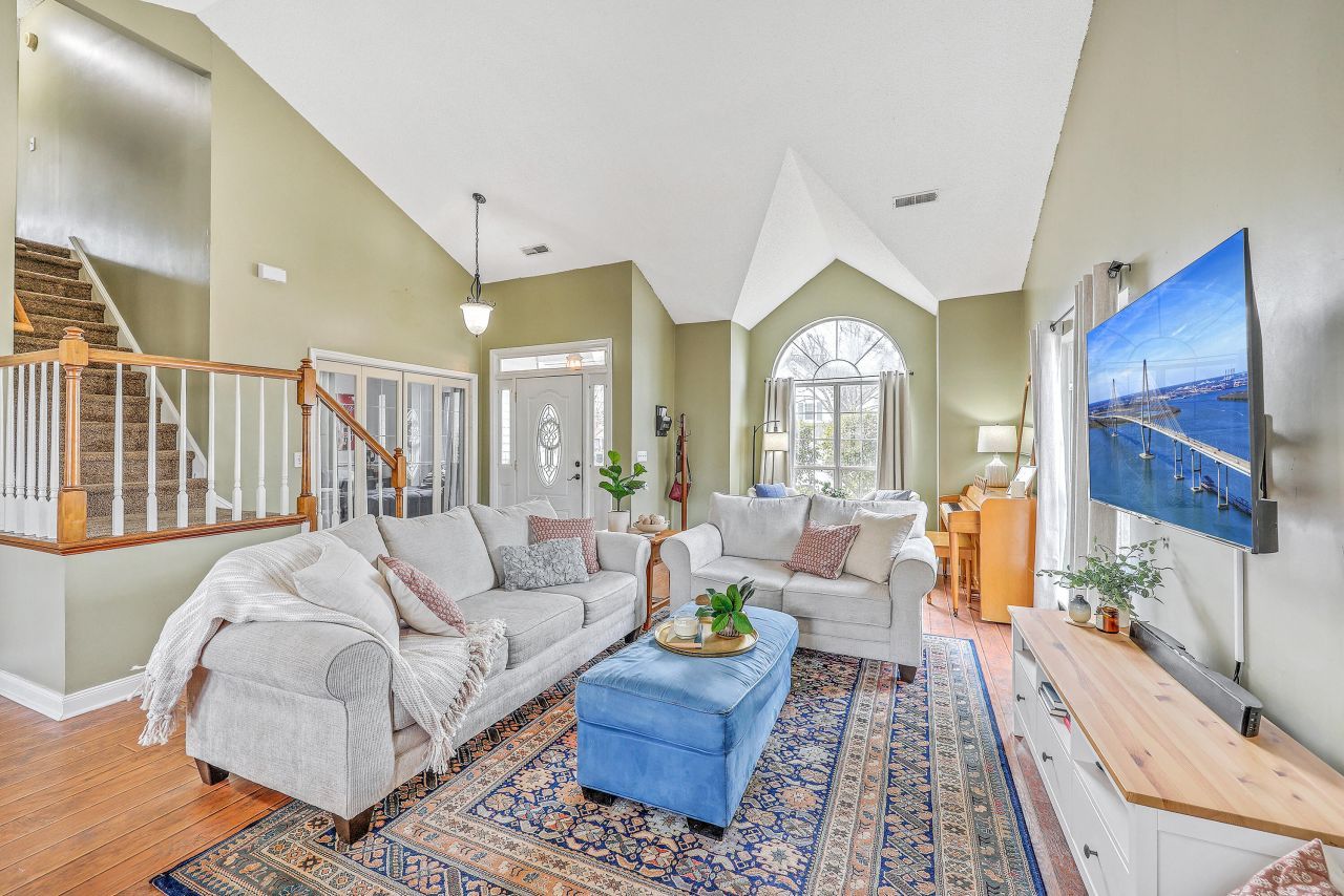 101 Hartley Hall Court Photo 12