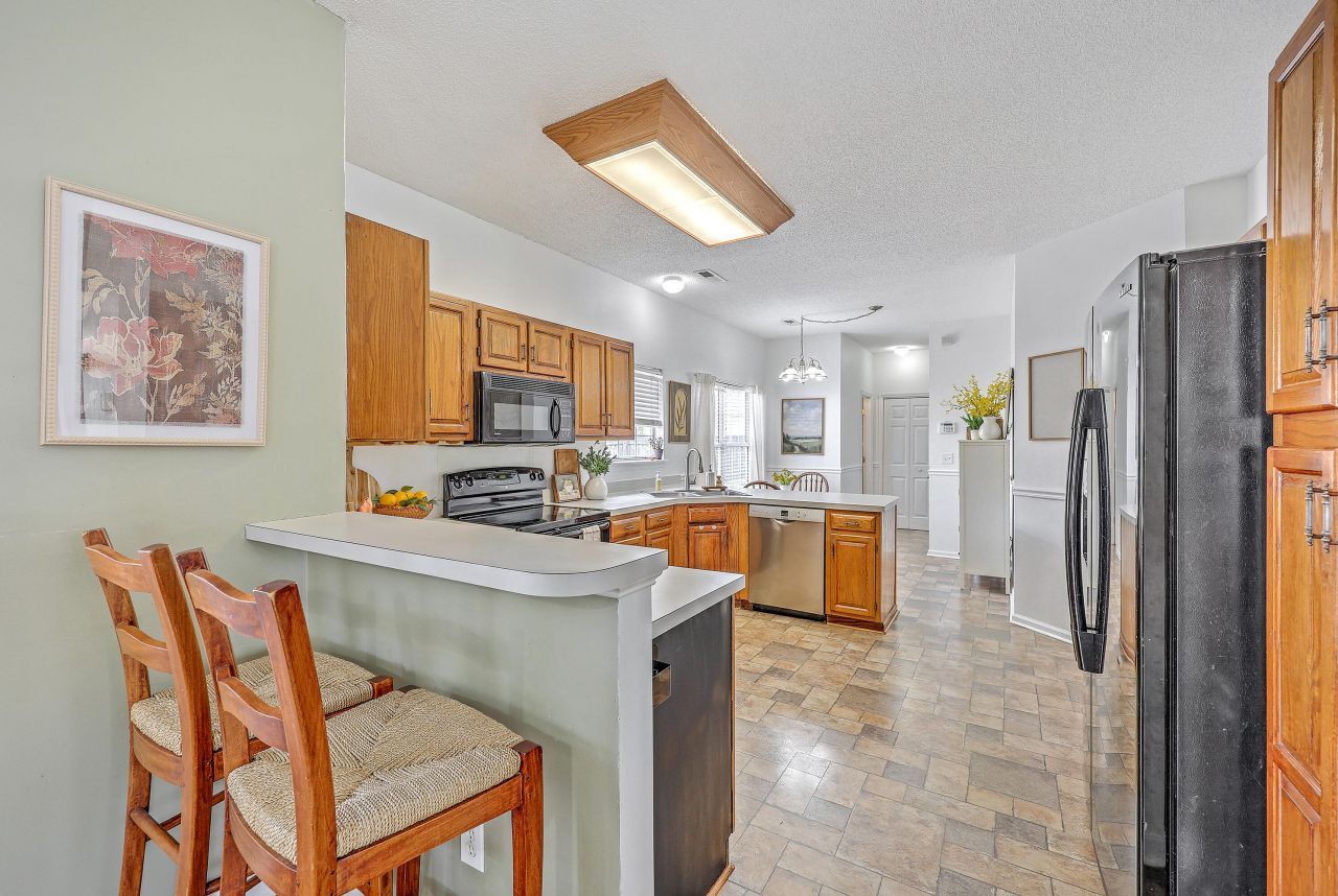 101 Hartley Hall Court Photo 14