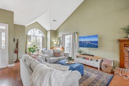 101 Hartley Hall Court photo 4