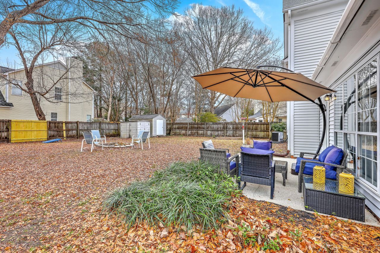 101 Hartley Hall Court Photo 32