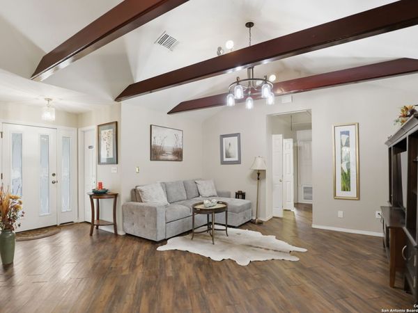 632 Durham, Canyon Lake, TX 78133