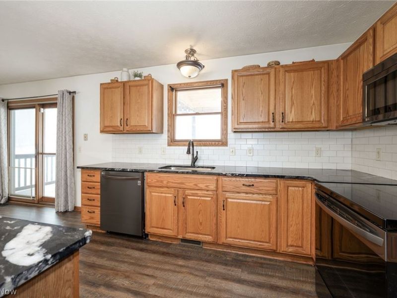 9737 Stanley Road, Garrettsville, OH 44231 Photo 16