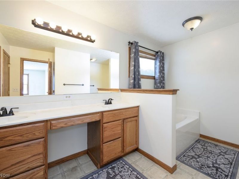 9737 Stanley Road, Garrettsville, OH 44231 Photo 30