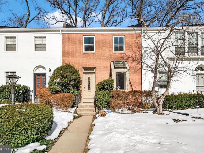 1911 Lyttonsville Road, Unit 1911, Silver Spring, MD 20910 Main Photo