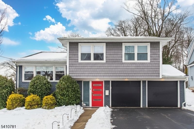 112 Lincoln St, Montclair, NJ 07042 Main Photo