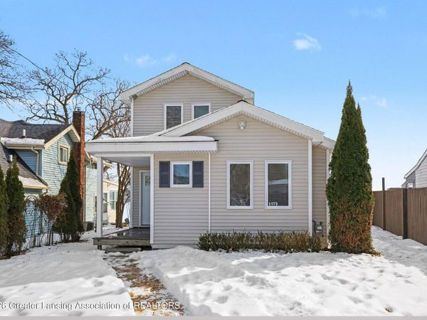 332 Ackerson Lake Drive, Jackson, MI 49201