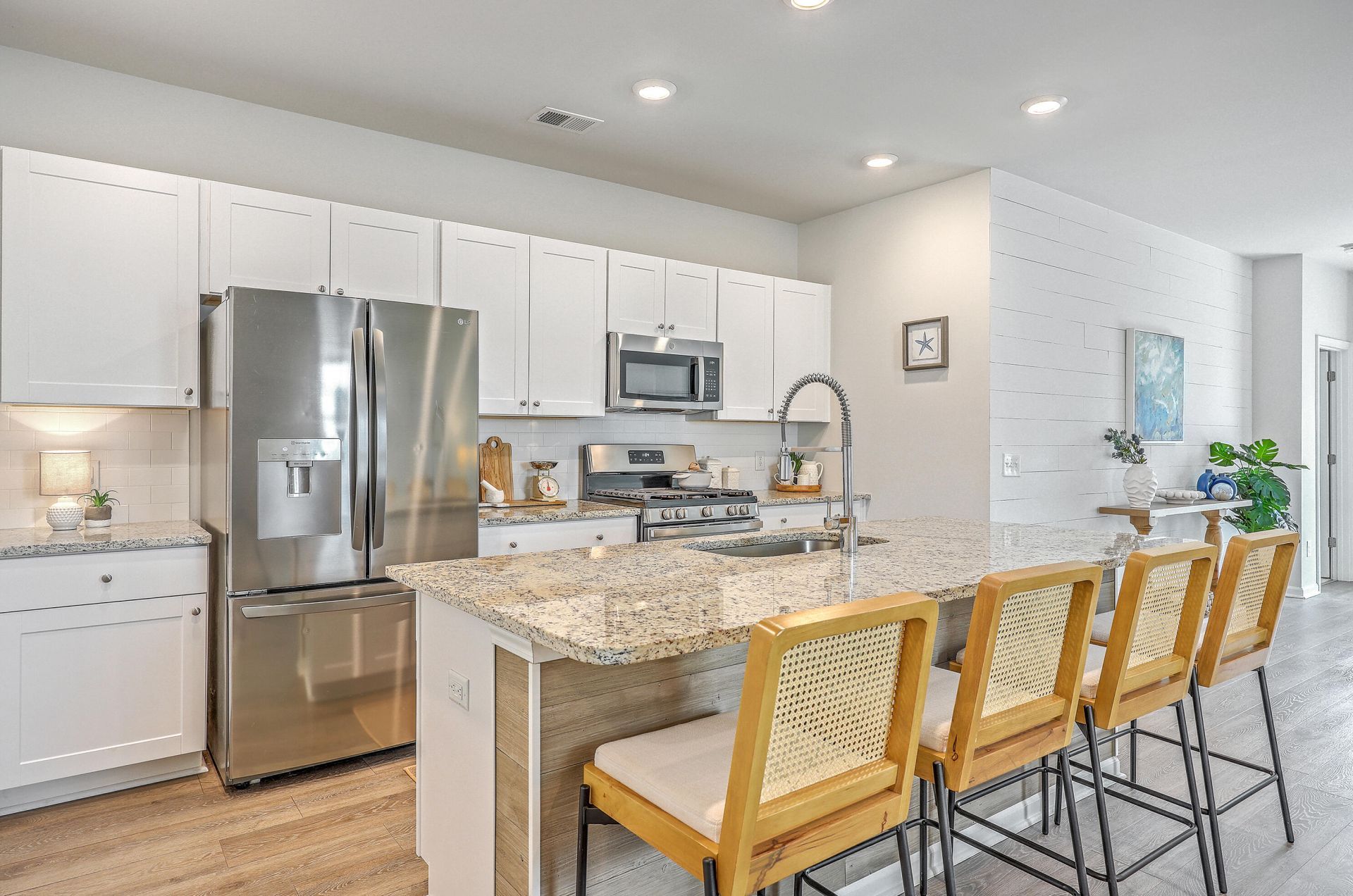 720 Jancus Street Photo 15