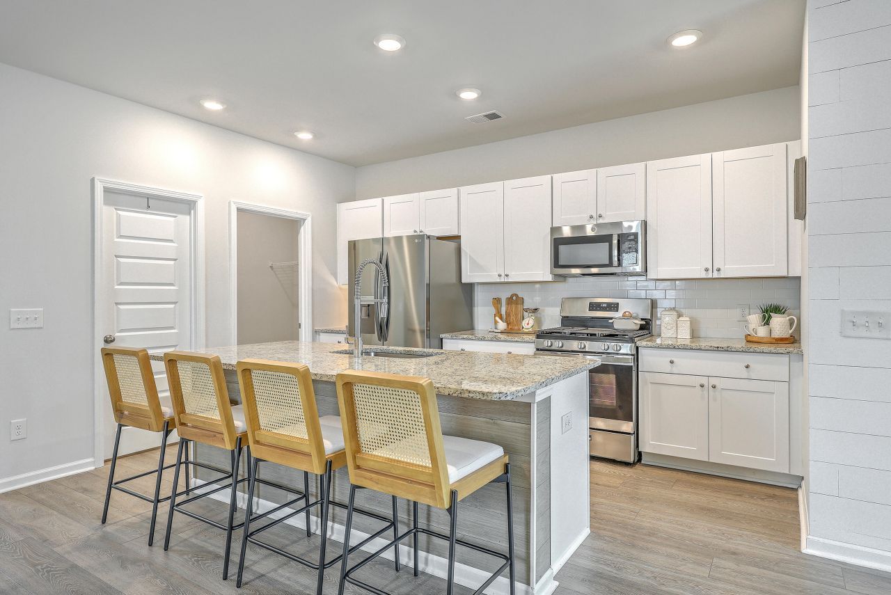 720 Jancus Street Photo 15