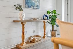 720 Jancus Street photo 4