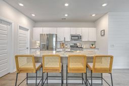 720 Jancus Street photo 4