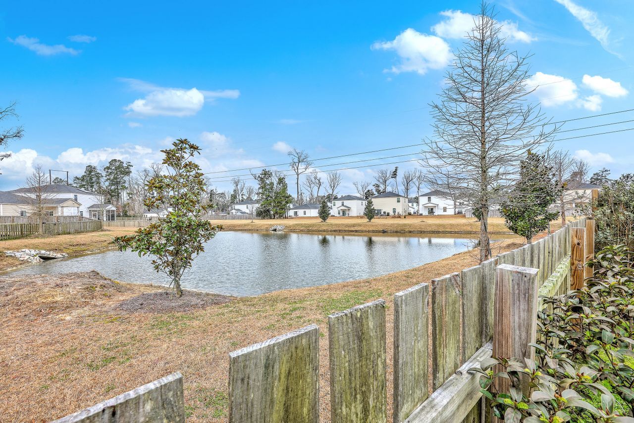 720 Jancus Street Photo 41