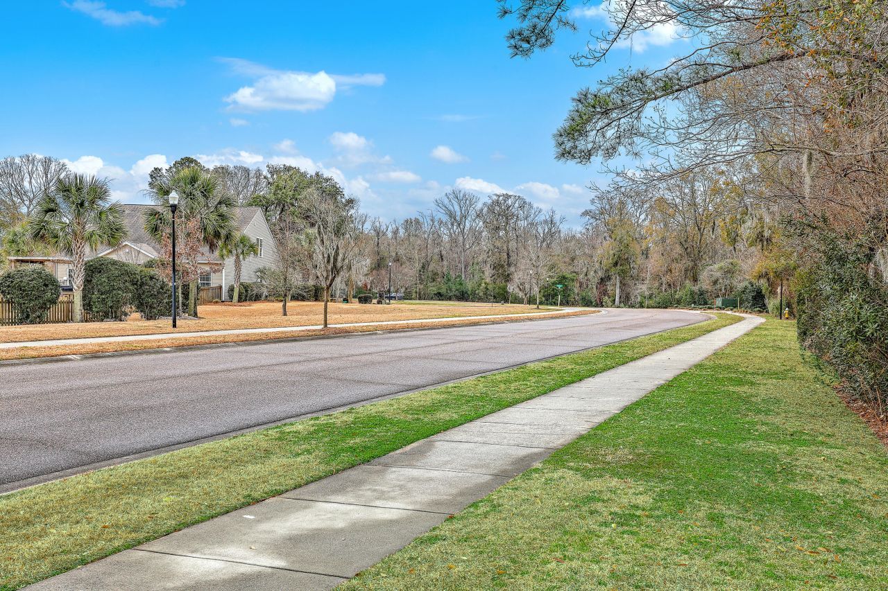 720 Jancus Street Photo 50