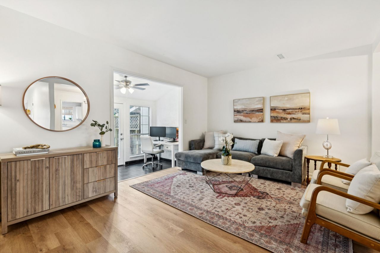 701 Davenport Drive Photo 10