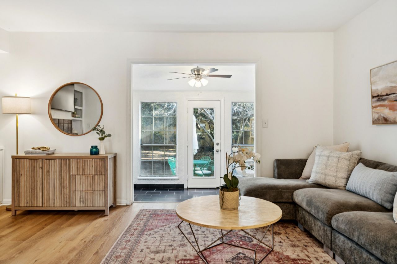 701 Davenport Drive Photo 15