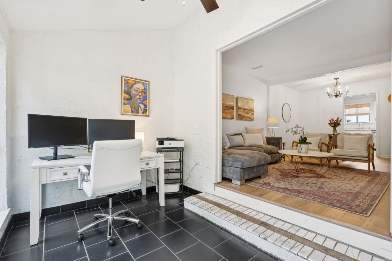 701 Davenport Drive Photo 17