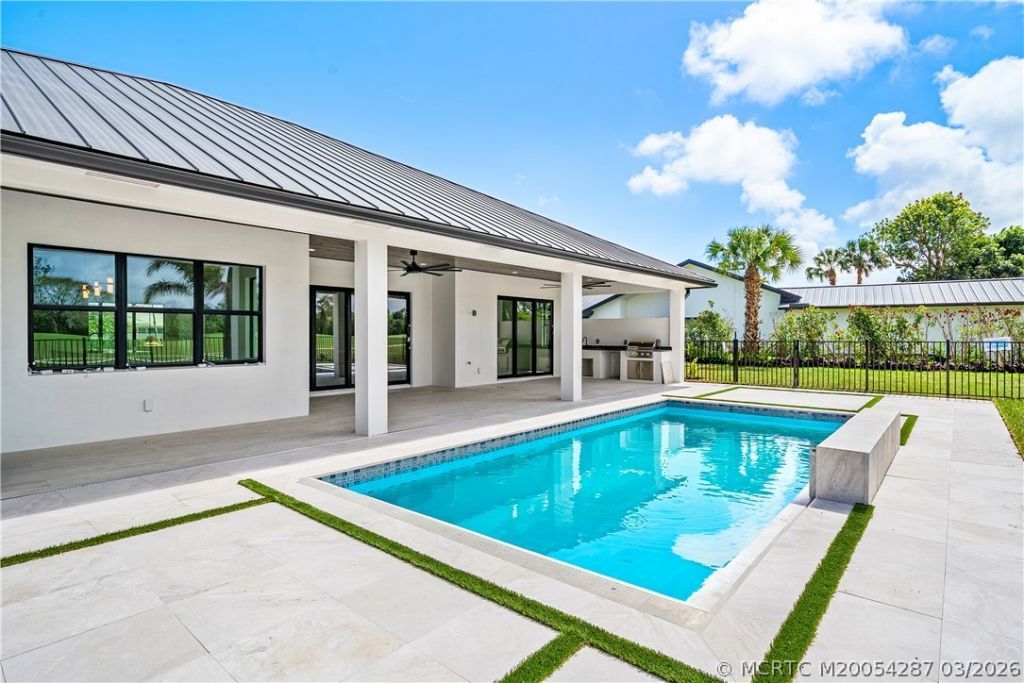 5101 SE Burning Tree Circle, Stuart, FL 34997 Photo