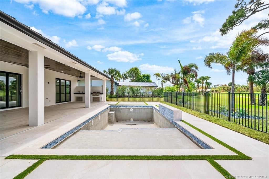 5101 SE Burning Tree Circle, Stuart, FL 34997 Photo