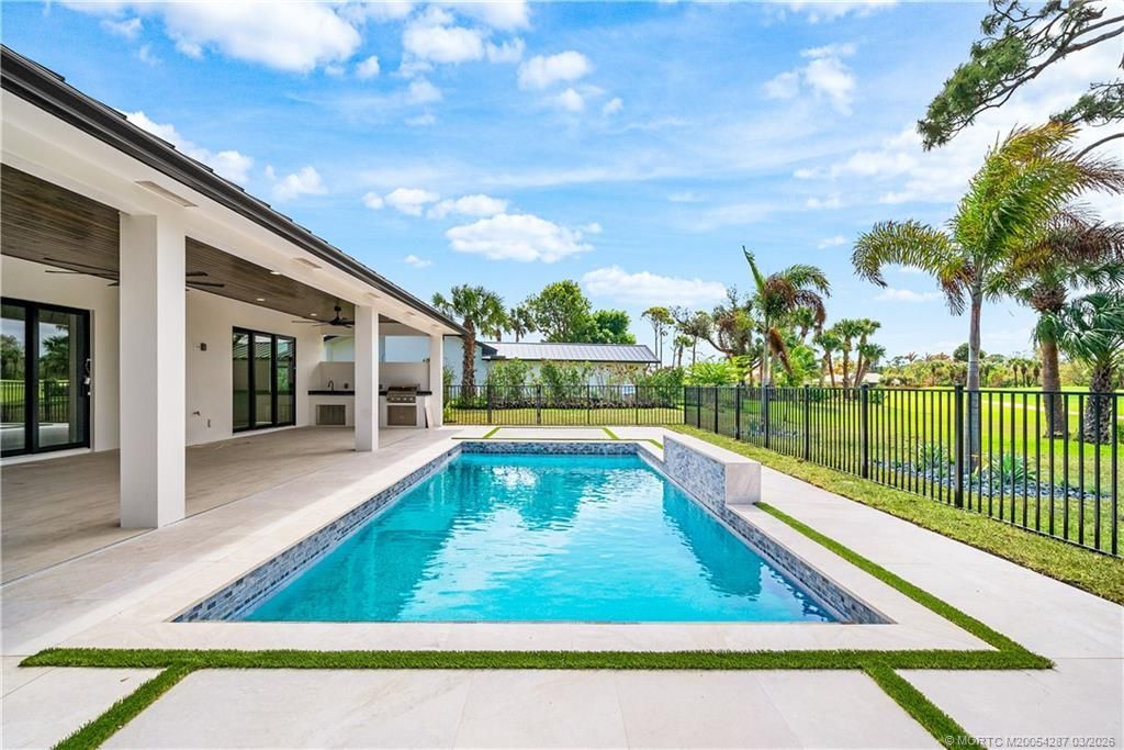 5101 SE Burning Tree Circle, Stuart, FL 34997 Photo