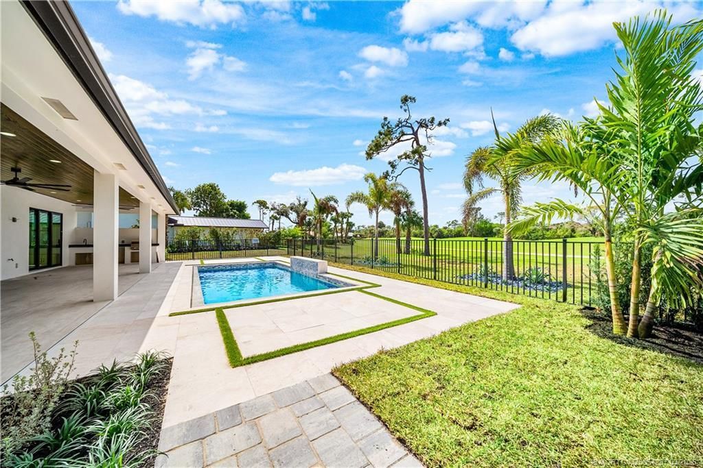 5101 SE Burning Tree Circle, Stuart, FL 34997 Photo