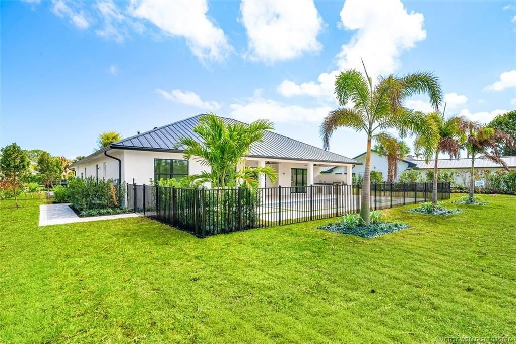 5101 SE Burning Tree Circle, Stuart, FL 34997 Photo